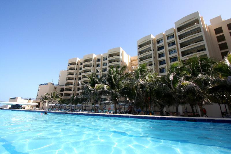 The Royal Sands Resort & Spa Cancun Exterior photo